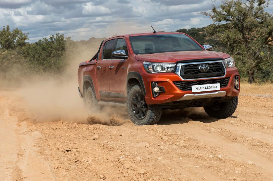  Toyota Hilux Legend Raider Double Cab 2018 года  (ES) (фото 40 из 40)